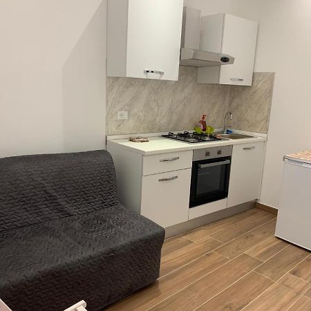 Ema'S Place Appartement Savona Buitenkant foto