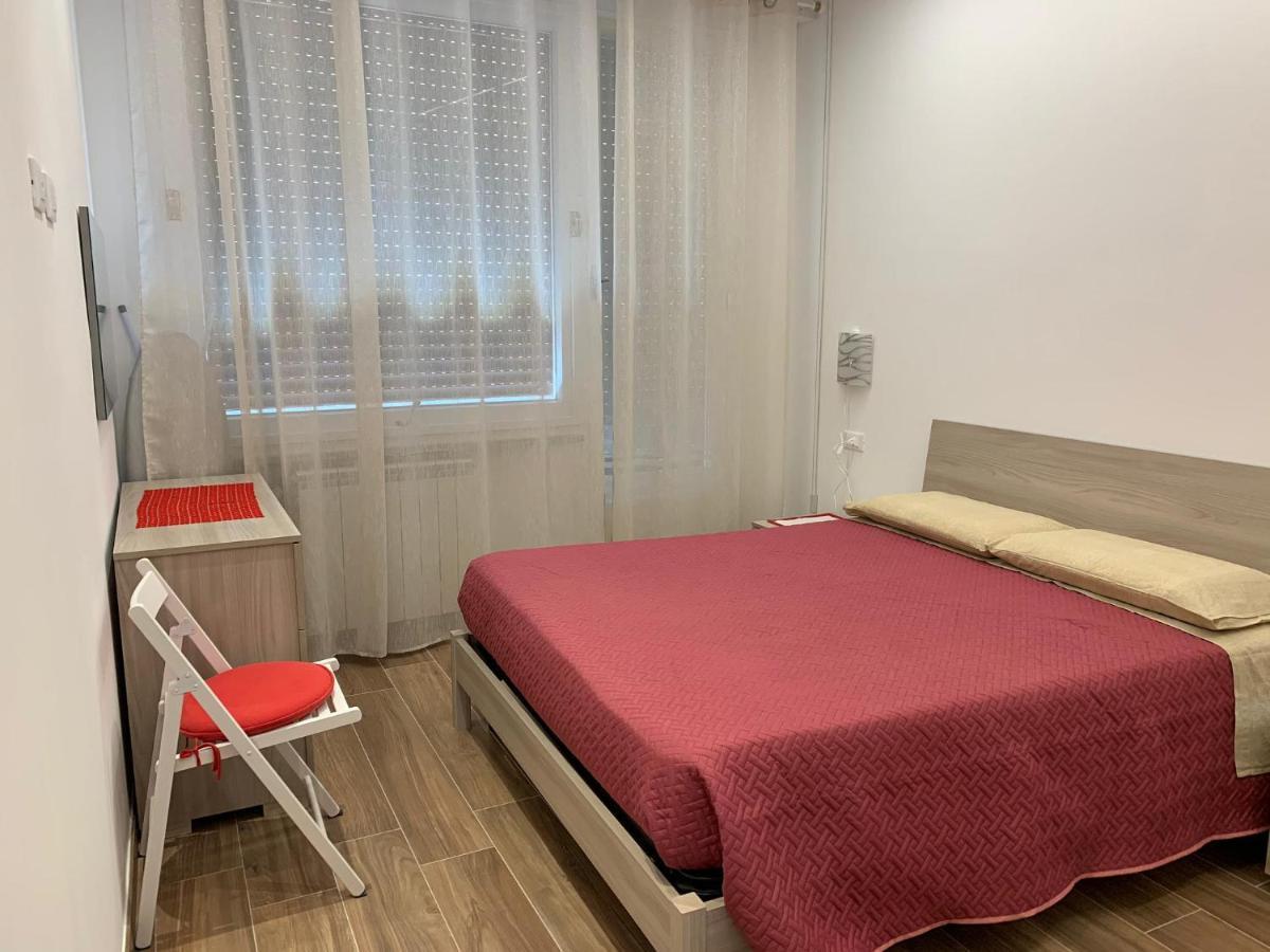 Ema'S Place Appartement Savona Buitenkant foto